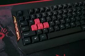 کیبورد گیمینگ ایفورتک KEYBOARD BLOODY Q100